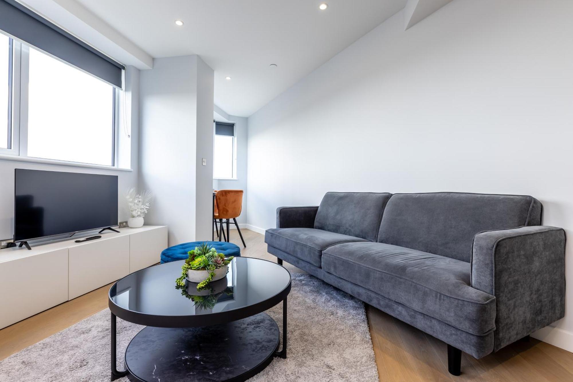 Wem Tower Apartment Лондон Екстериор снимка